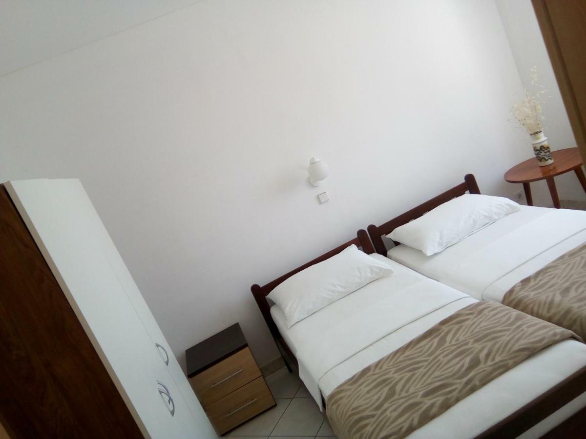 Seaview Apartments Nikola Lokva Rogoznica Bagian luar foto