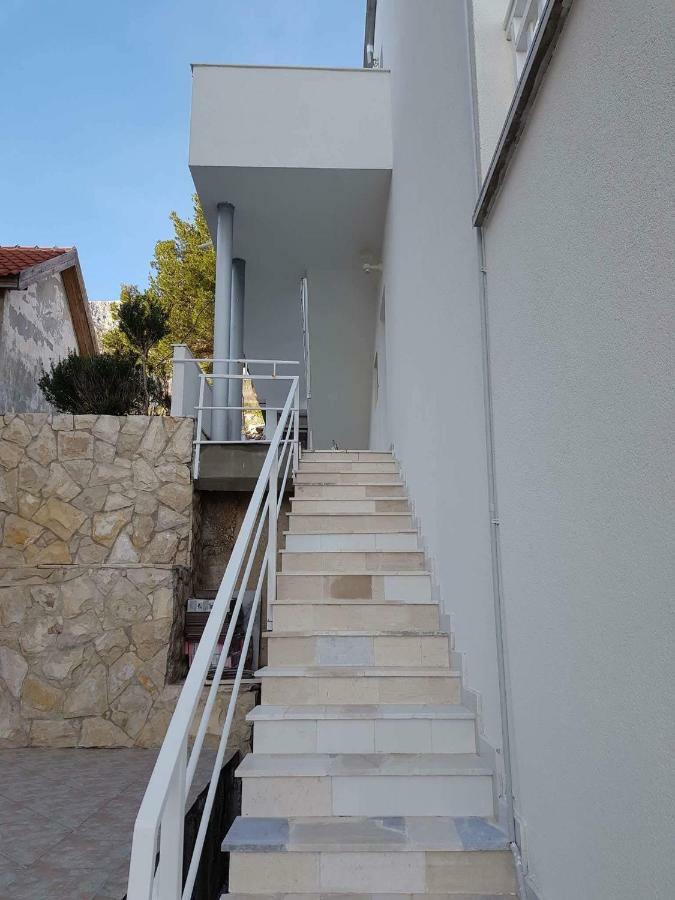 Seaview Apartments Nikola Lokva Rogoznica Bagian luar foto