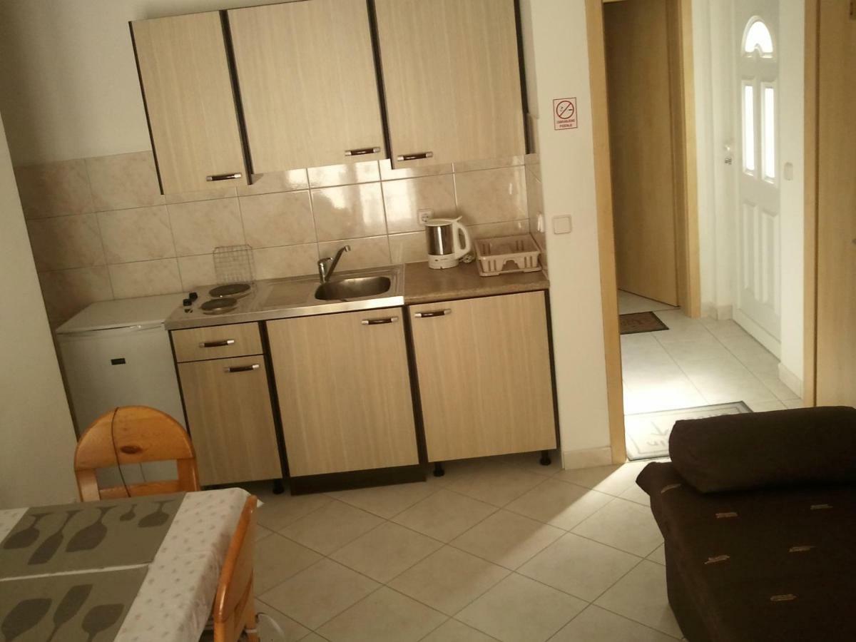 Seaview Apartments Nikola Lokva Rogoznica Bagian luar foto