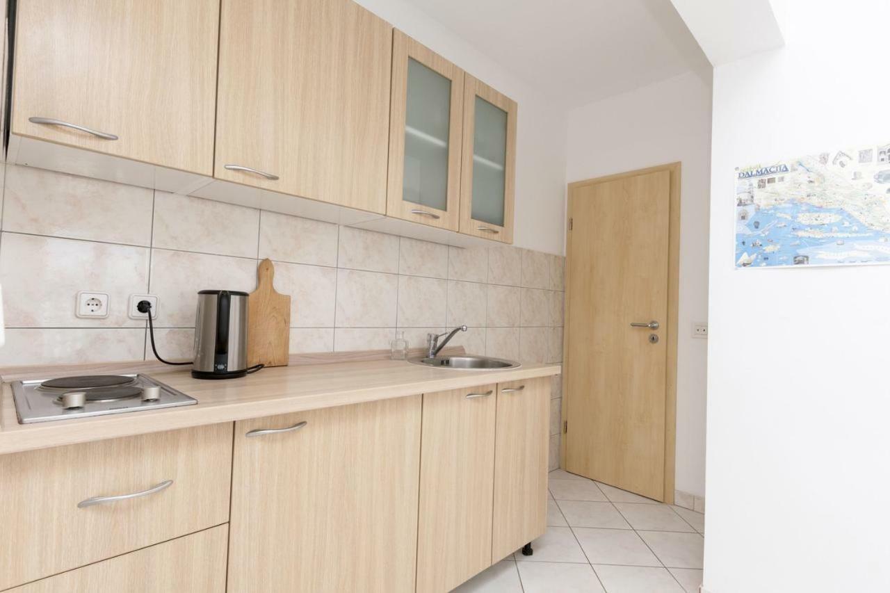 Seaview Apartments Nikola Lokva Rogoznica Bagian luar foto