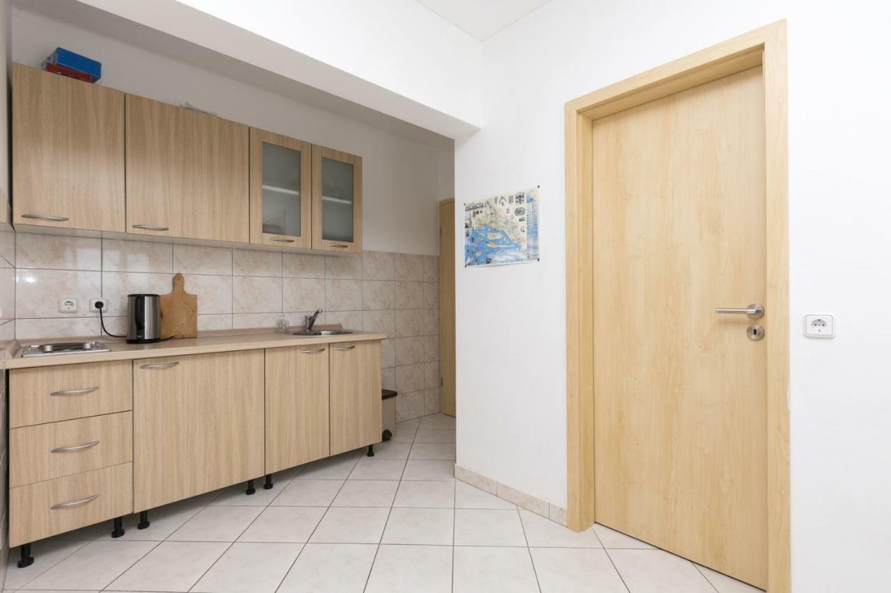 Seaview Apartments Nikola Lokva Rogoznica Bagian luar foto