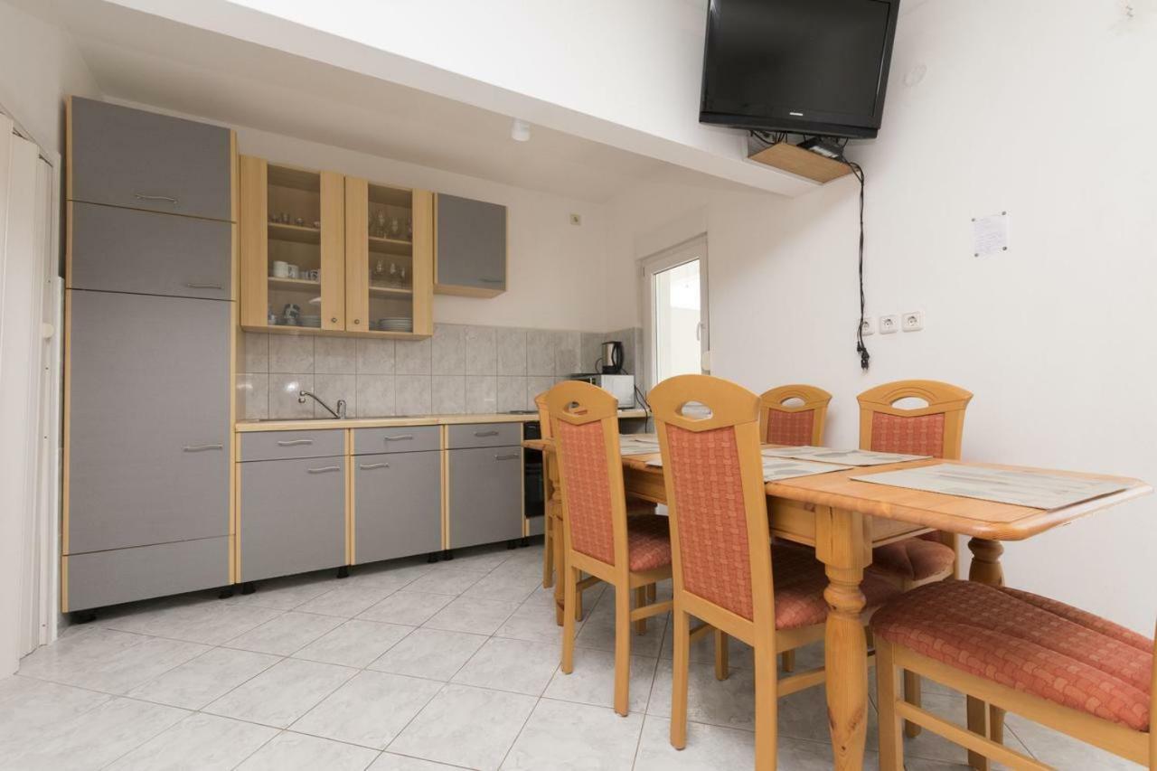 Seaview Apartments Nikola Lokva Rogoznica Bagian luar foto